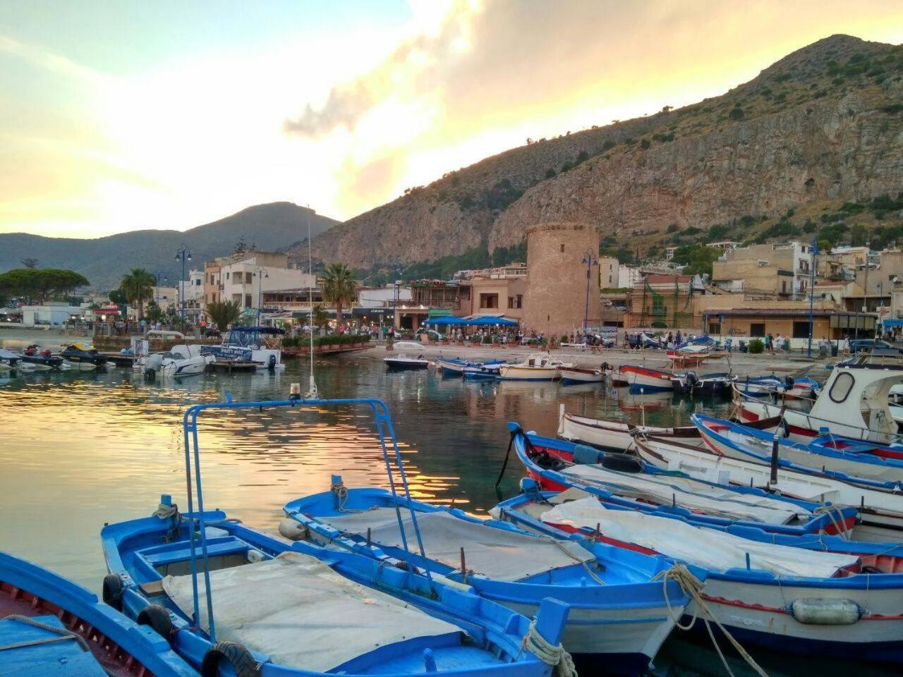 A casa di Nonna Giò Mondello Apartamento Palermo Exterior foto